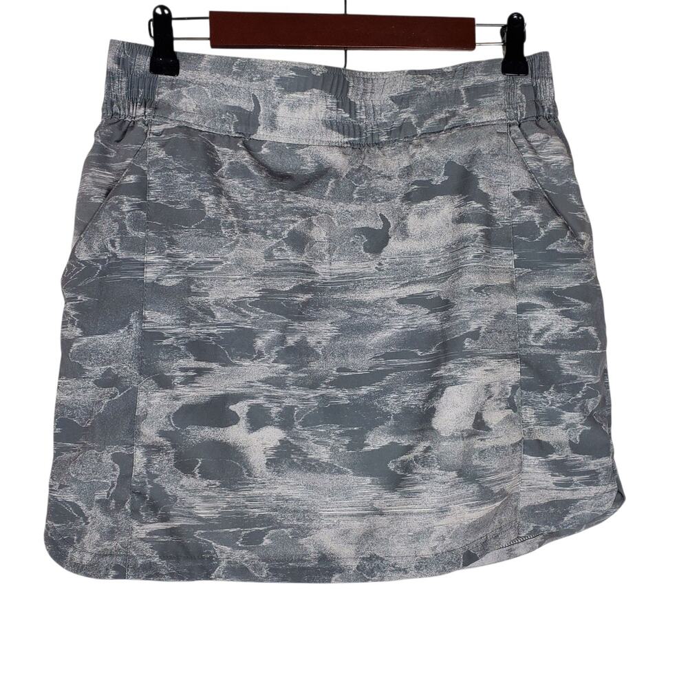 Columbia Skort Size M Gray Elastic Waist Pull On Omni Shade UPF 50 Pockets